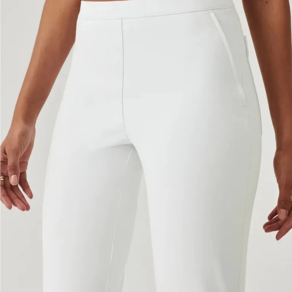 NWT Spanx On The Go Slim Straight Pants Classic White - Picture 3 of 5
